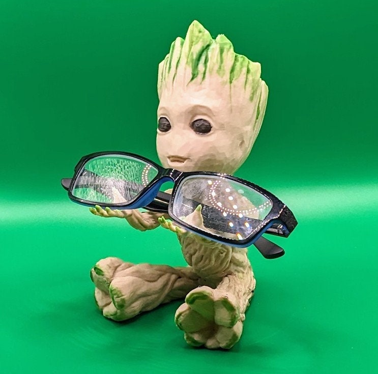 Baby Groot universal holder for remote control glasses rings pens watches mobiles game controllers