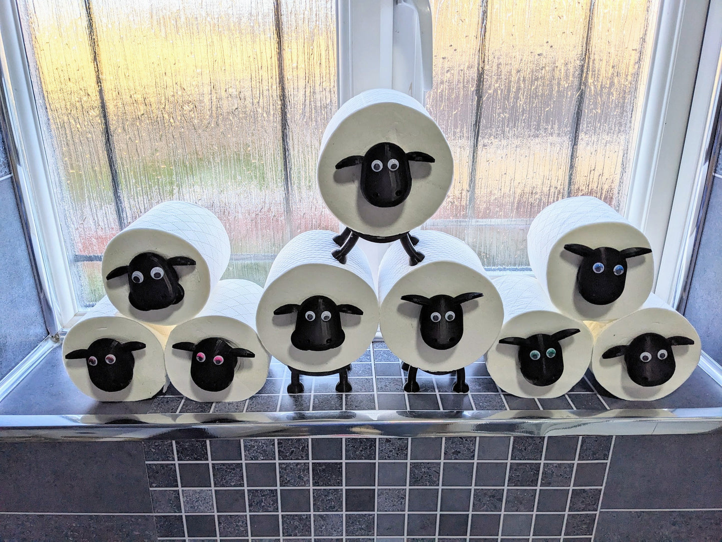 New 2025 version, Set of 3 black sheep toilet roll holder, universal 37mm to 47 mm diameter tubes. Shane Shelly & Owen are the best on Etsy