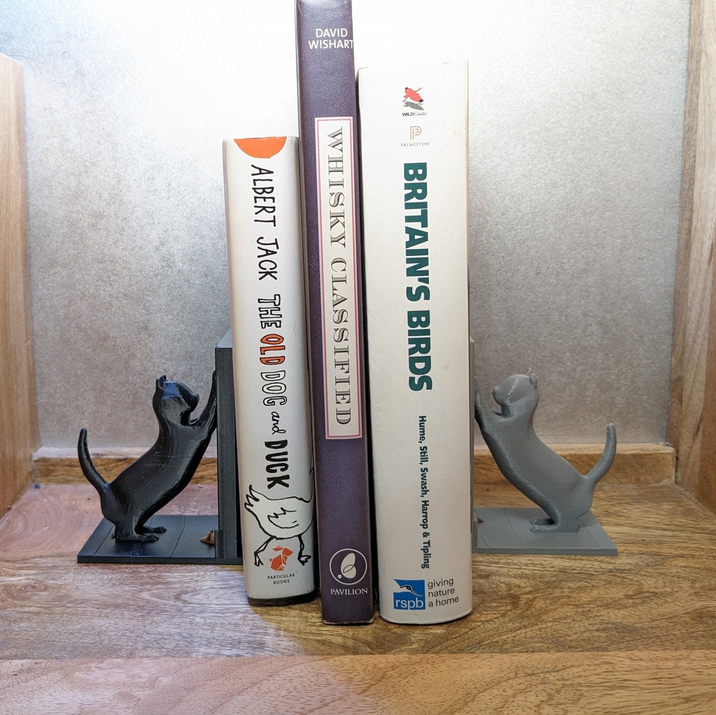 Cat and mouse Bookends. 2 Sizes single or Pairs / Blu Ray stand, CD holder, DVD, LP, Xbox, switch, Playstation video game rack