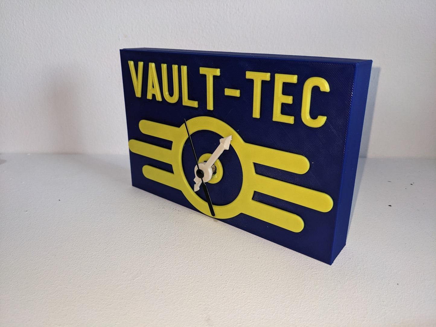 Vault tec novelty Fallout clock quiet mechanism for Playstation Xbox or TV series nuka cola fans. Wall or desk 6" x 4 " hand made in the UK.