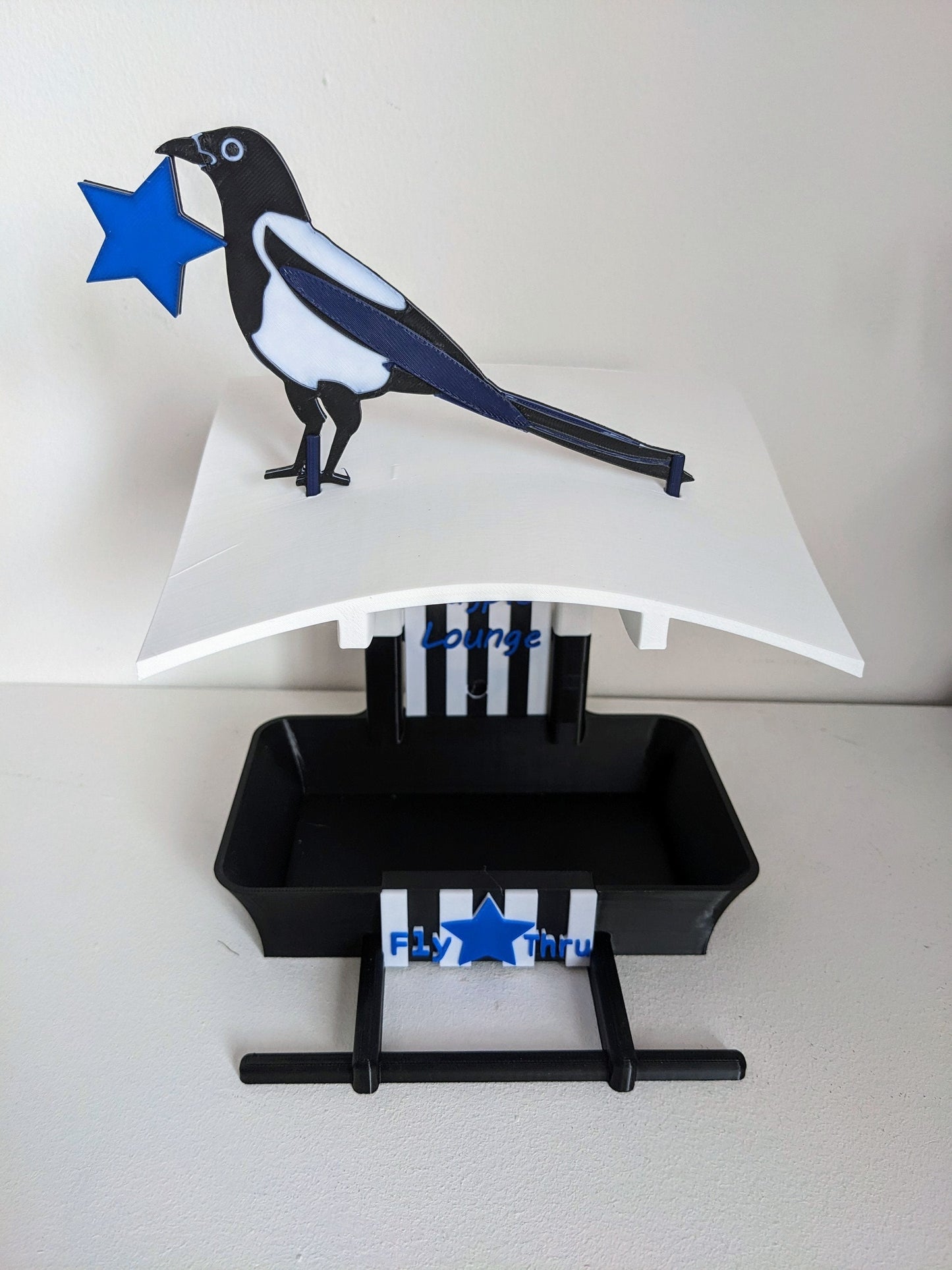 Newcastle United home shirt 2025 themed Bird Feeder / Garden Accessory, Seed Feeding Station NUFC Toon army fat ball table Magpie Lounge