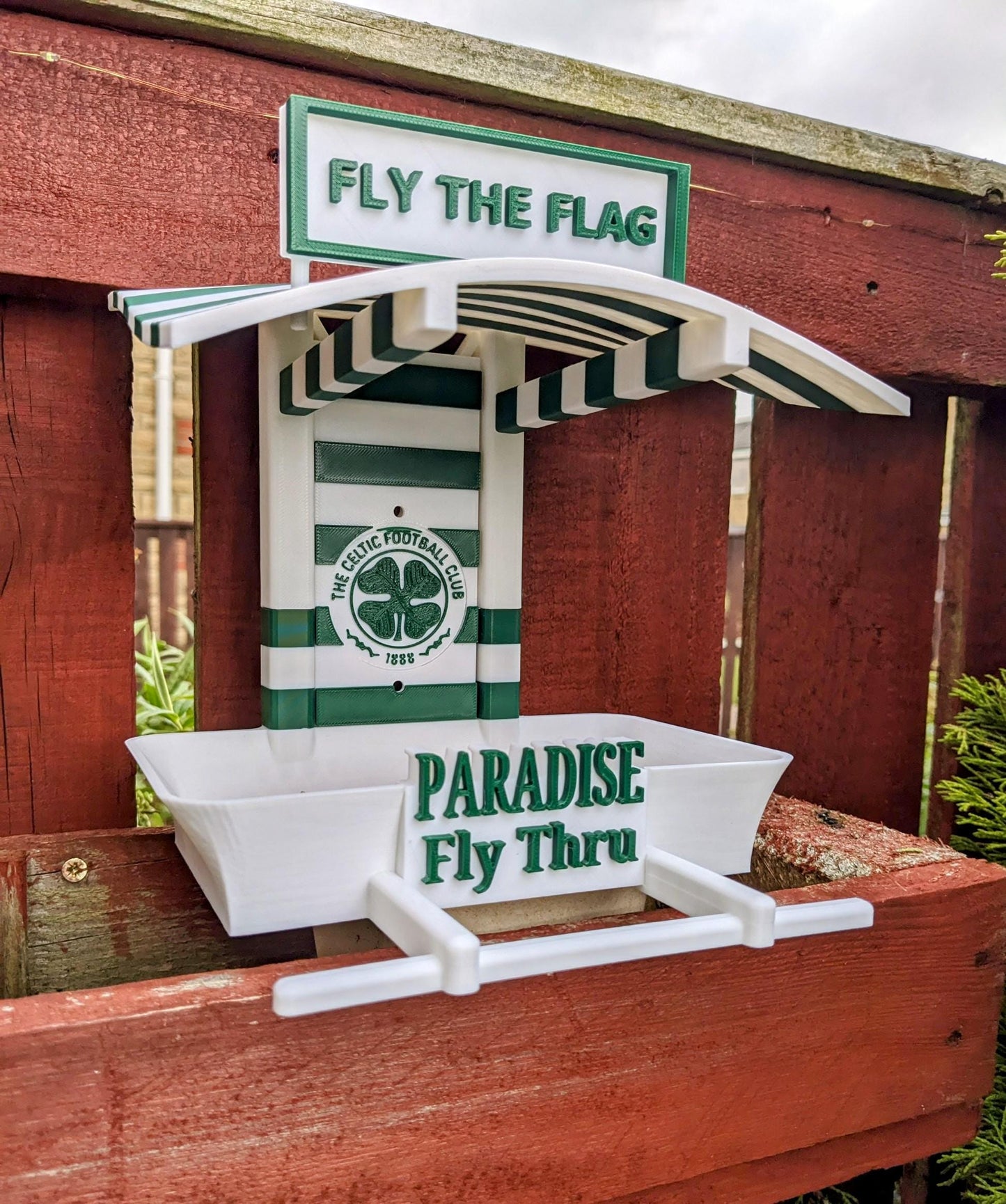 Celtic home shirt 2025 themed Bird Feeder / 3 d printed Garden Accessory. Seed table fat ball holder