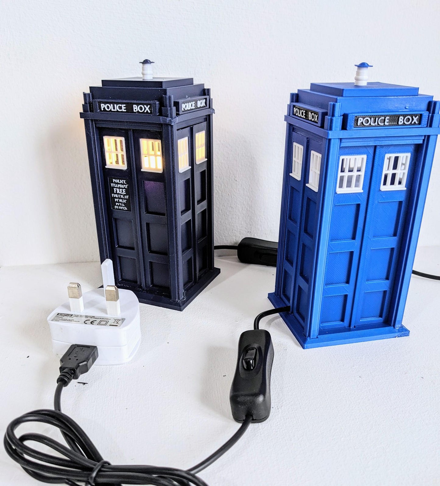 Tardis Night light Dr Who themed 1 watt white USB powered led bulb. Police Telephone public phone box hand made in Matt Navy or Medium Blue