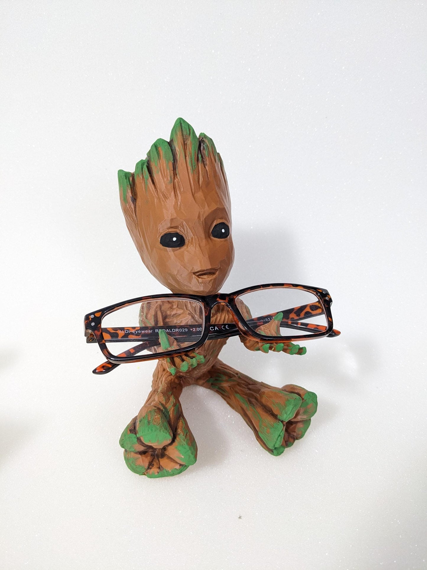 Baby Groot universal holder for remote control glasses rings pens watches mobiles game controllers