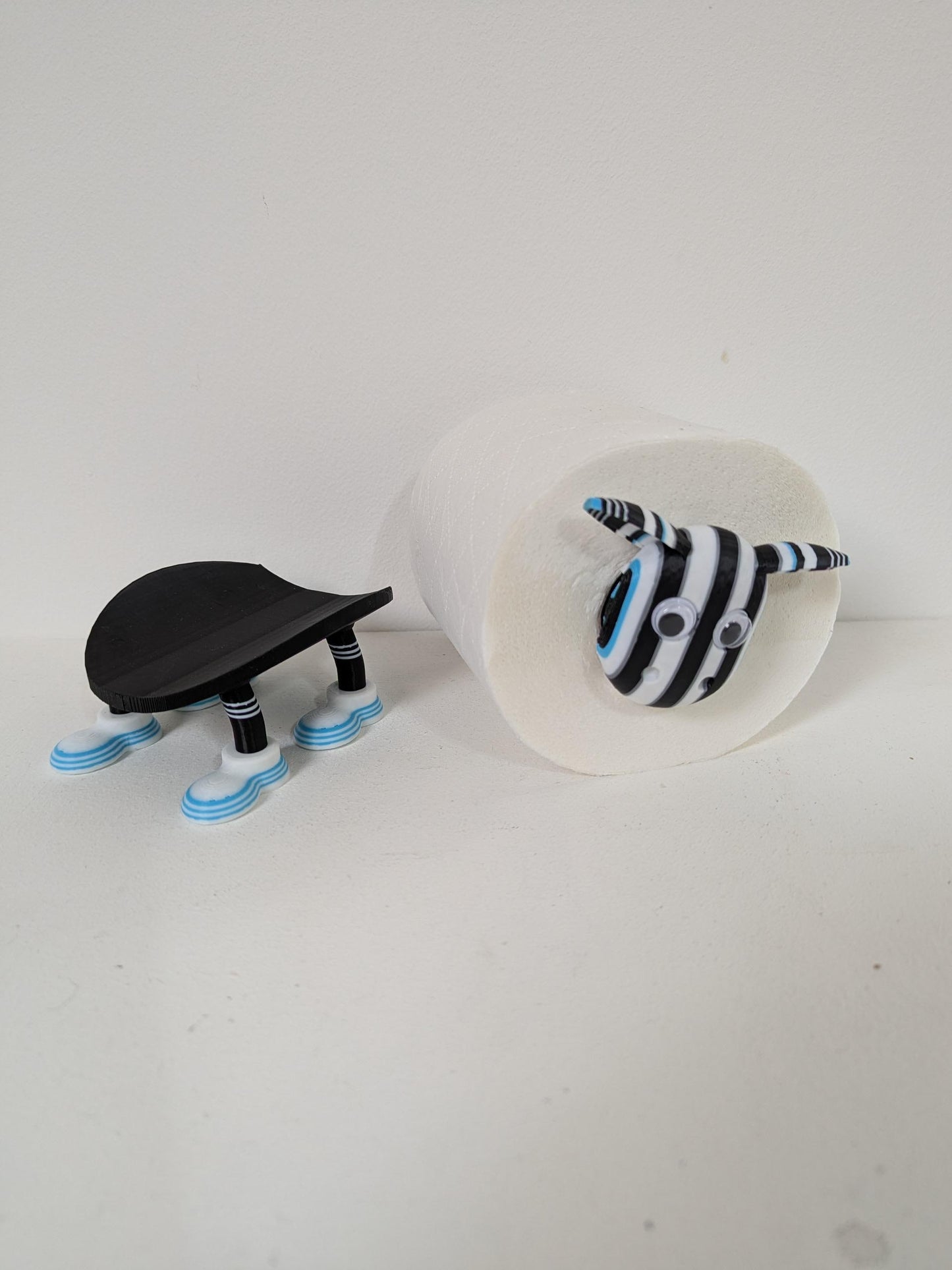 Premiersheep Newcastle United Toilet roll holder featuring the "Shepherds Check" and "Greggs blue" trim for the 2025/26 season Universal fit