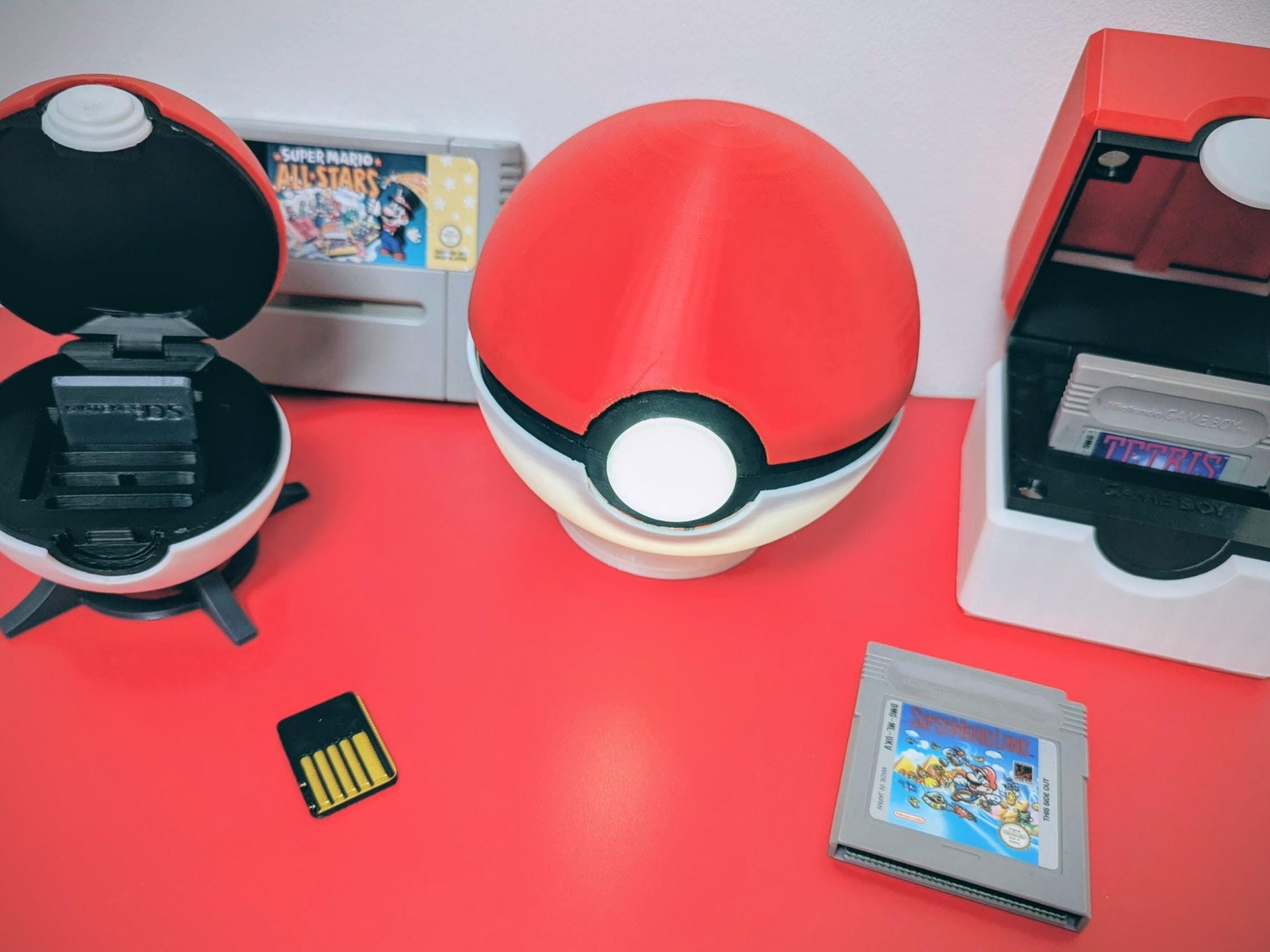 Large Pokeball Night Light – USB Powered 1 watt , 3D Printed Classic Red & White LED Lamp for Gamers, Collectors and Pokemon Fans