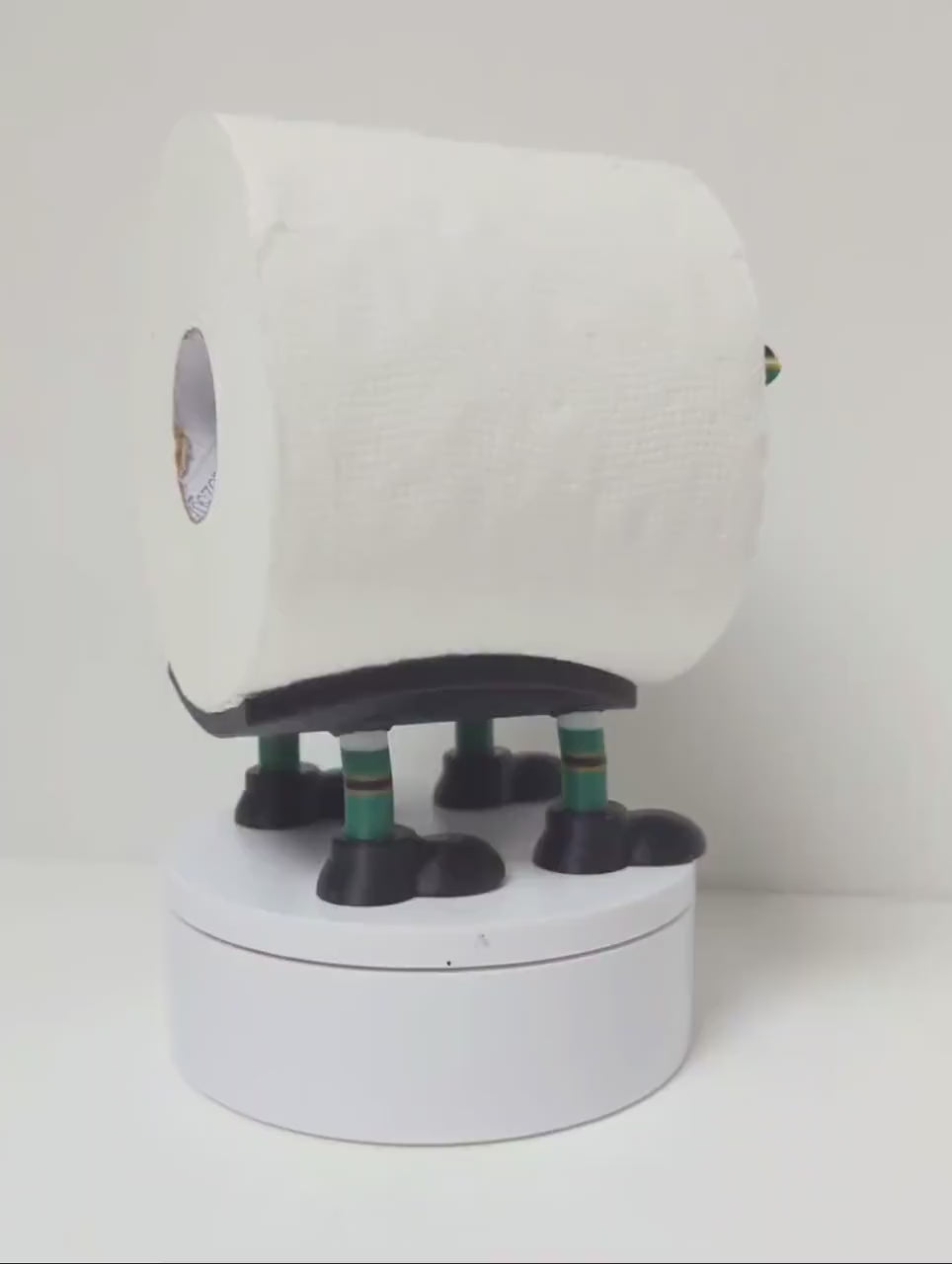 Northampton Saints Rugby Union SuperSheep Toilet Roll Holder | Funny Black Green Gold Sheep Bathroom Decor for Jimmies Fan