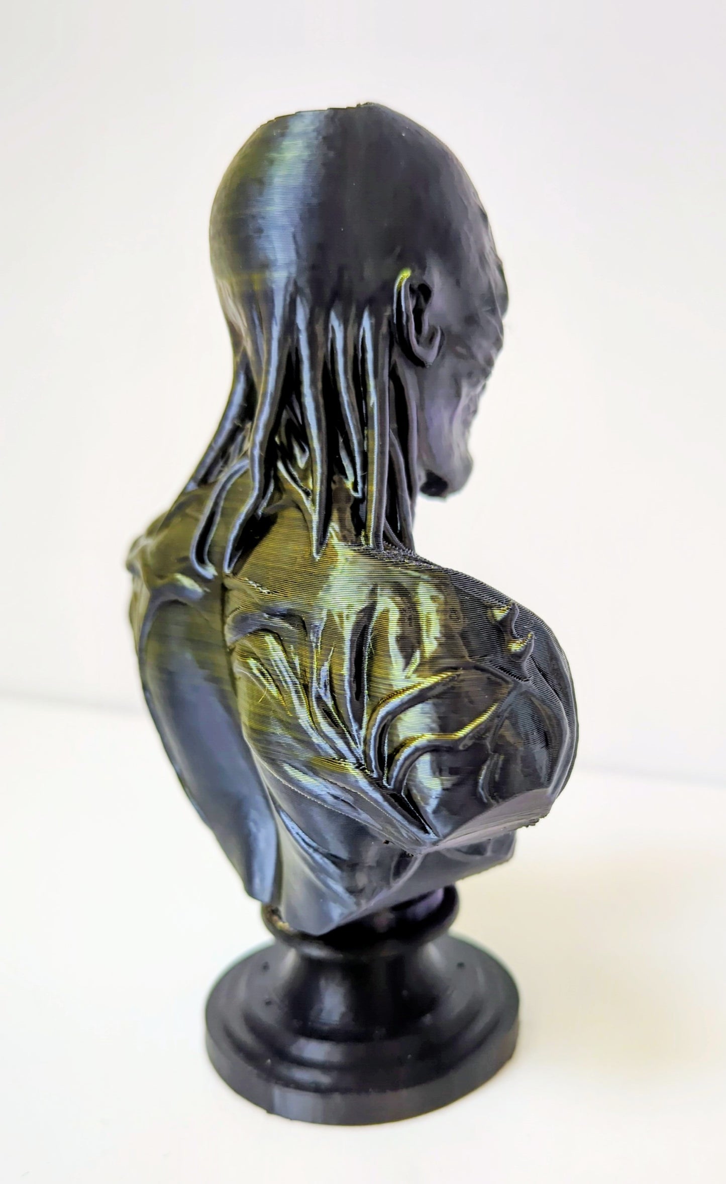 Vecna Bust Pen Pot / Brush Holder – Horror stranger things Desk Ornament 175 mm tall bust.