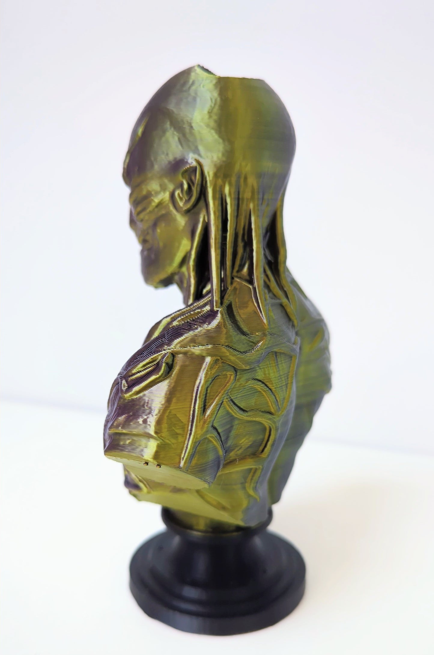 Vecna Bust Pen Pot / Brush Holder – Horror stranger things Desk Ornament 175 mm tall bust.