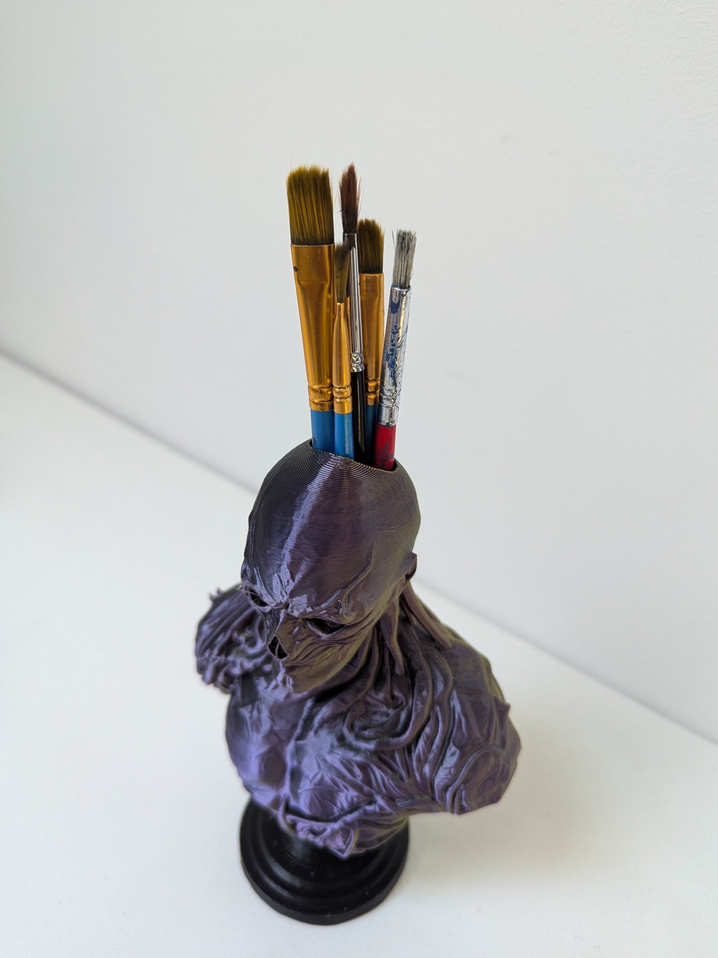 Vecna Bust Pen Pot / Brush Holder – Horror stranger things Desk Ornament 175 mm tall bust.