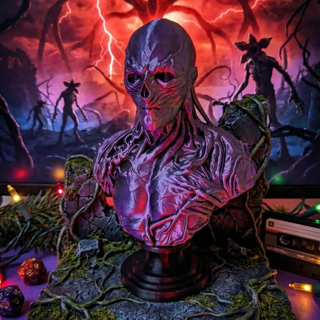 Vecna Bust Pen Pot / Brush Holder – Horror stranger things Desk Ornament 175 mm tall bust.